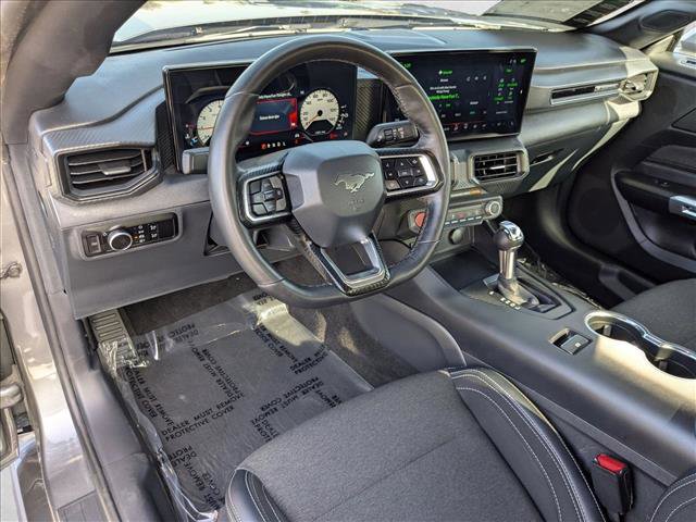 Used 2025 Ford Mustang EcoBoost image 10