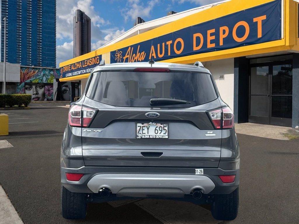 Used 2017 Ford Escape SE w/ Equipment Group 201A FWD image 4
