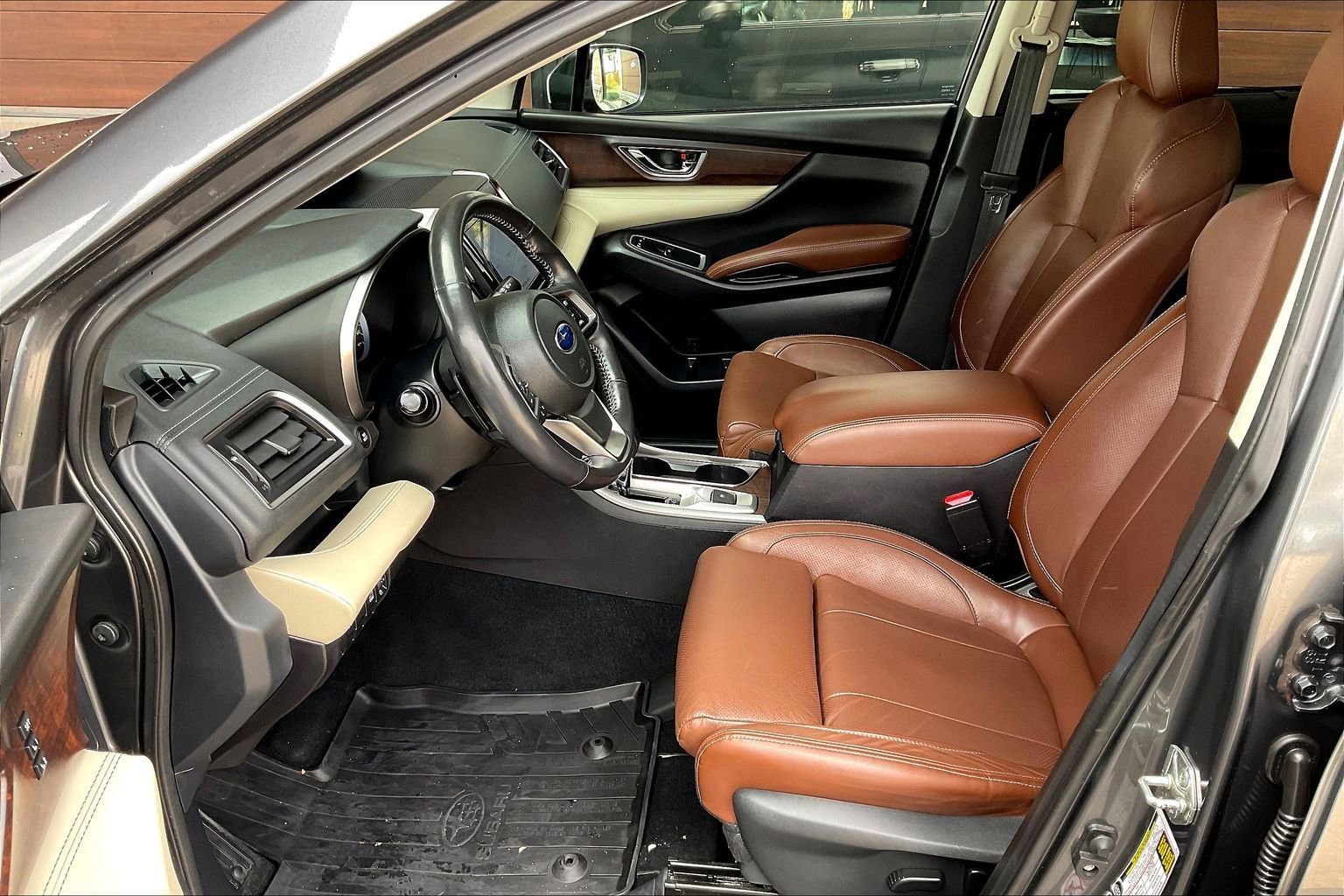 Used 2019 Subaru Ascent Touring w/ Popular Package #2A image 16