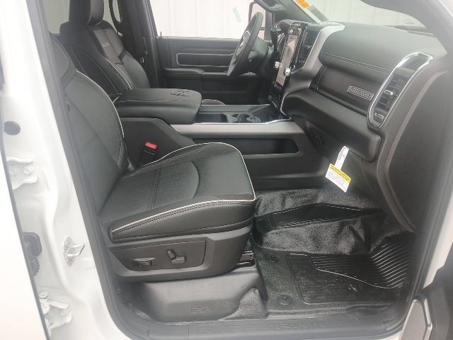 New 2026 RAM 3500 Big Horn w/ Laramie Trim Package AWD/4WD image 29