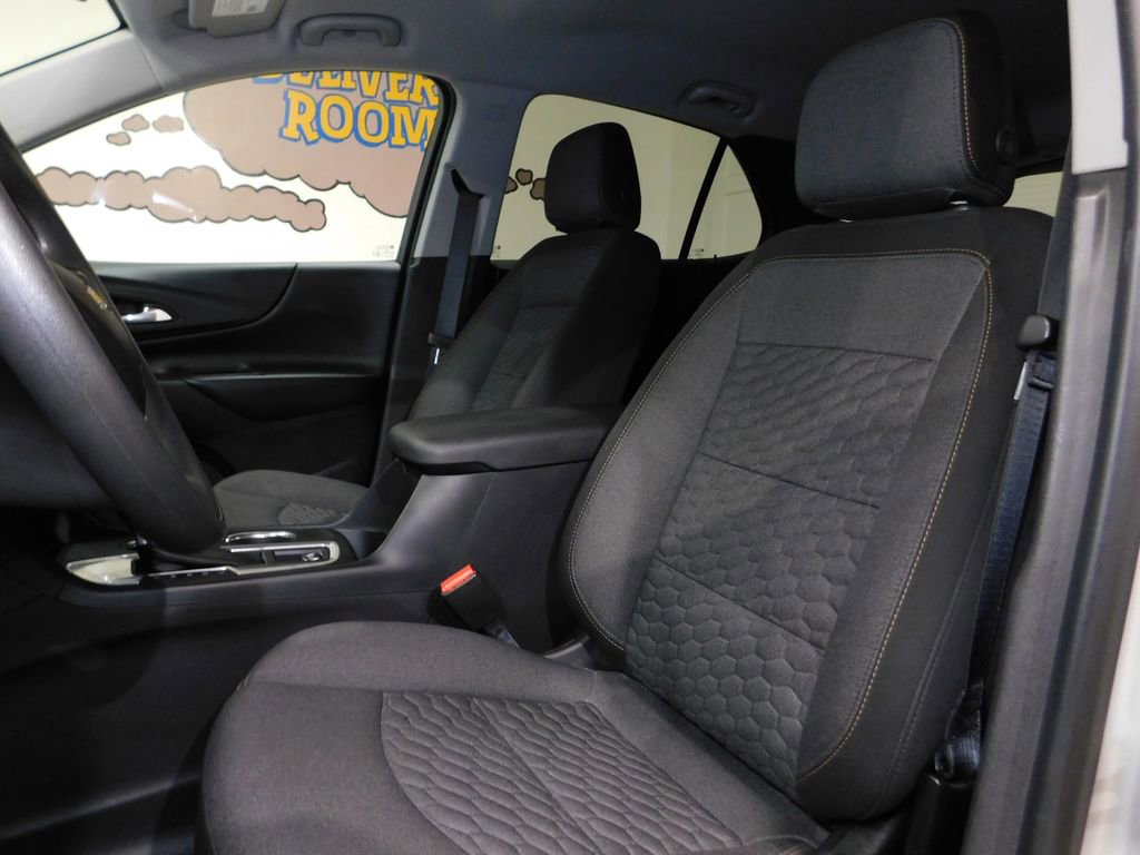 Used 2020 Chevrolet Equinox LT image 36