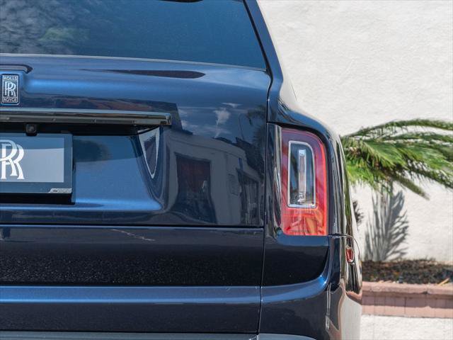 Certified 2023 Rolls-Royce Cullinan Black Badge w/ Driver's Package AWD/4WD image 44