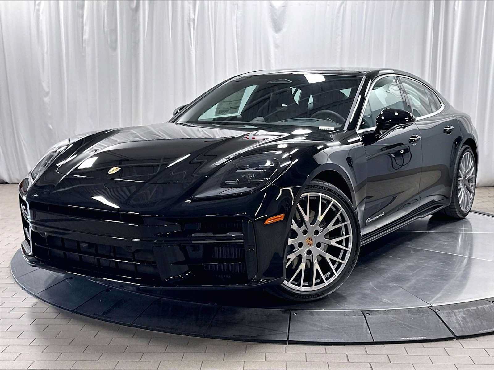 New 2026 Porsche Panamera 4 AWD/4WD image 1