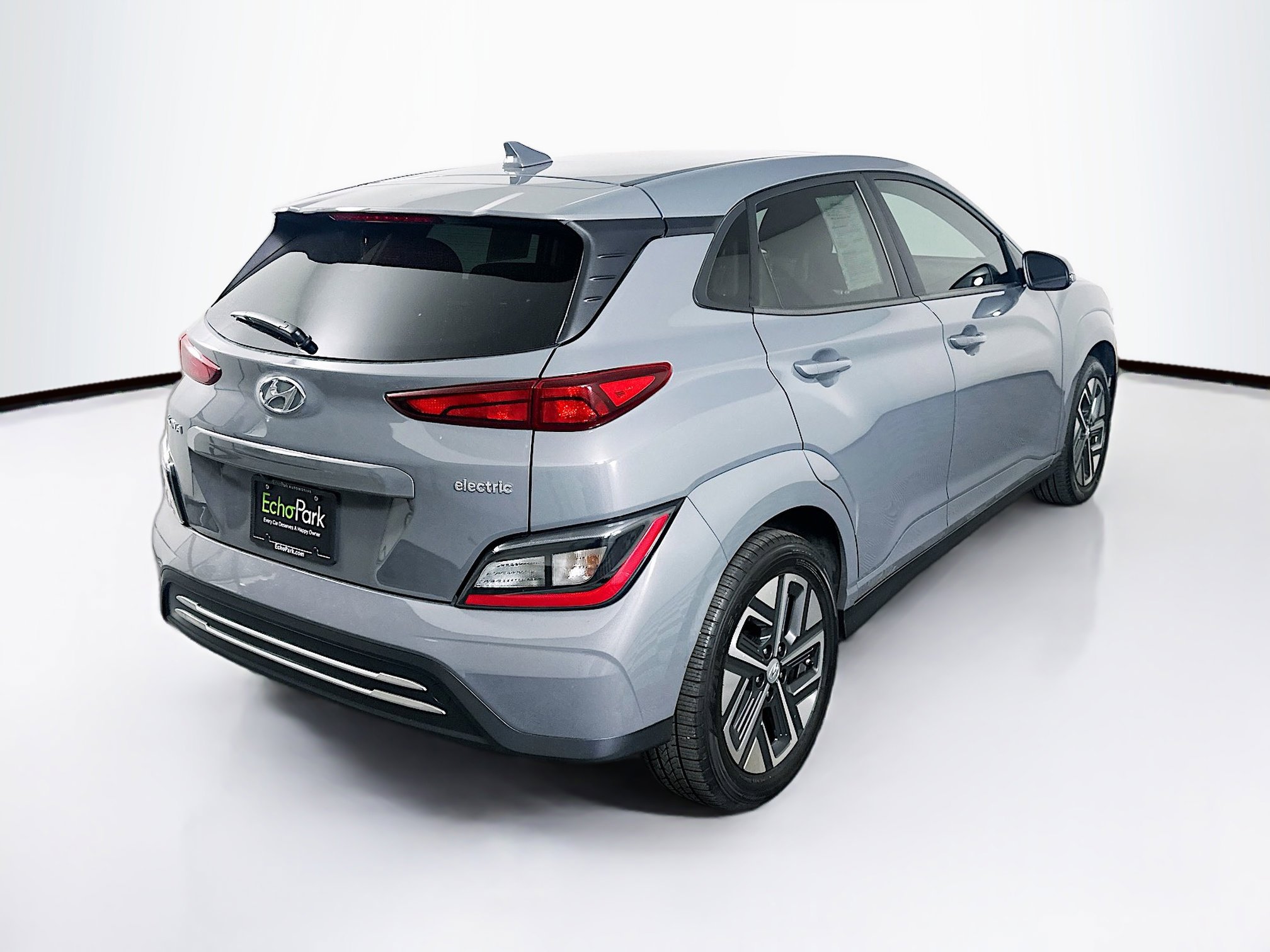 Used 2023 Hyundai Kona SEL image 9