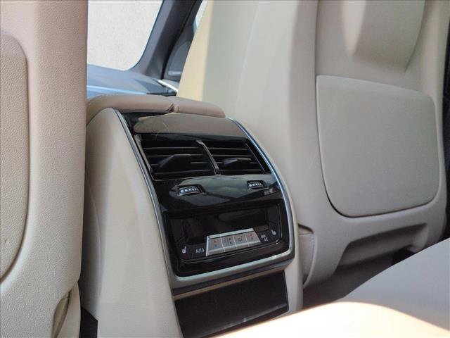 Used 2021 BMW X5 xDrive45e w/ Premium Package AWD/4WD image 18