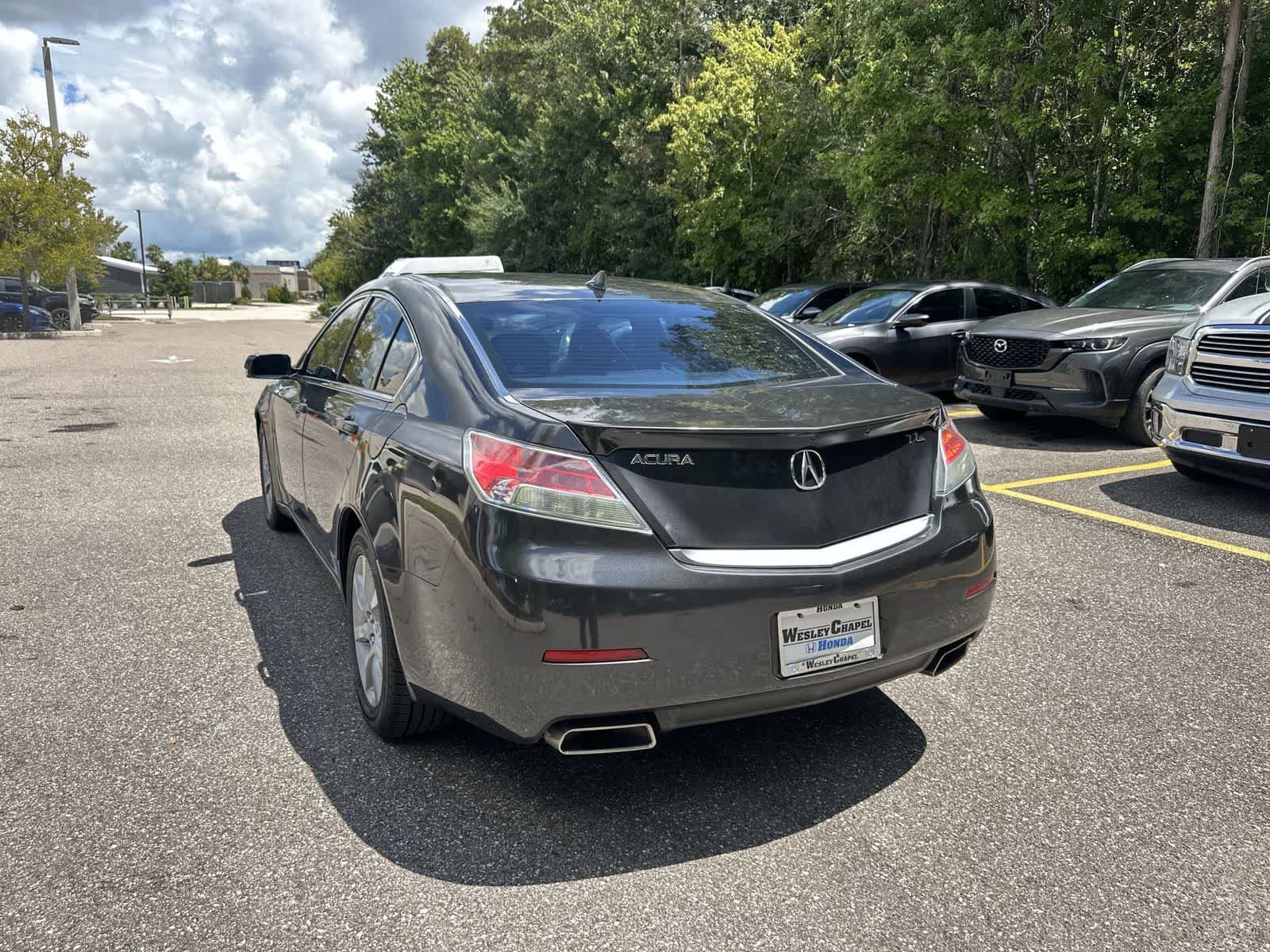 Used 2012 Acura TL w/ Technology Package FWD image 4