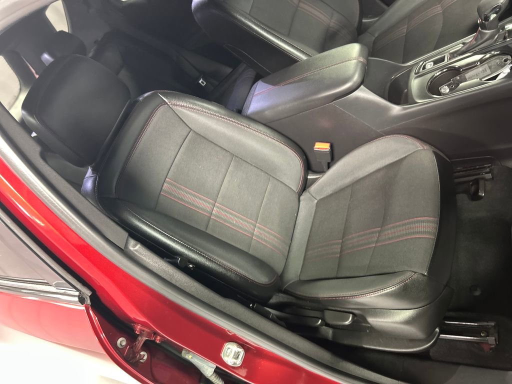 Used 2024 Chevrolet Equinox RS FWD image 25