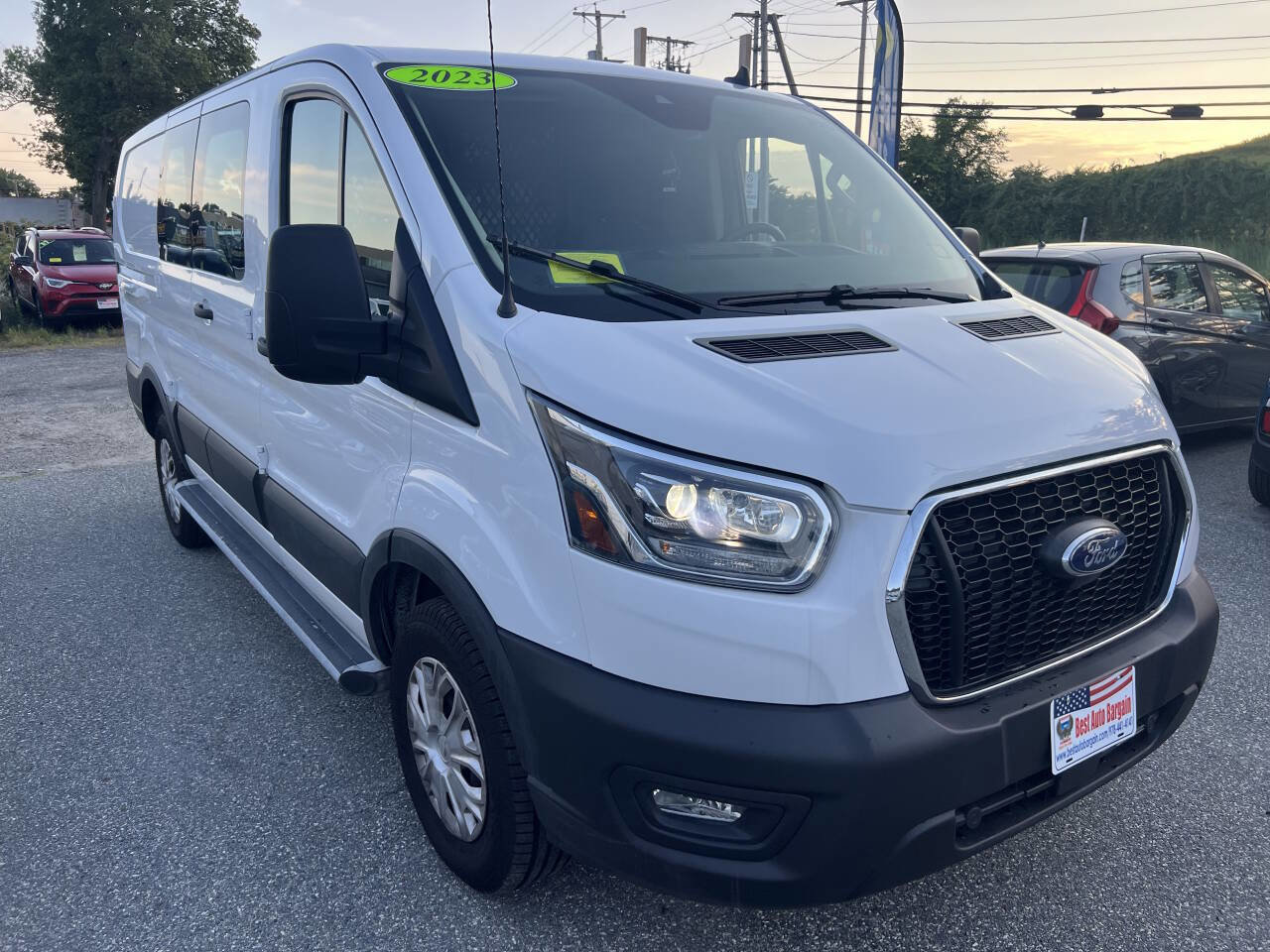 Used 2023 Ford Transit 250 Low Roof w/ Exterior Upgrade Package image 5