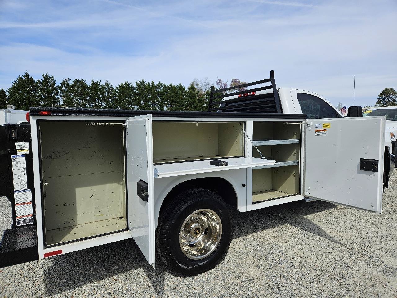 Used 2015 Chevrolet Silverado 3500 W/T w/ WT Convenience Package AWD/4WD image 11