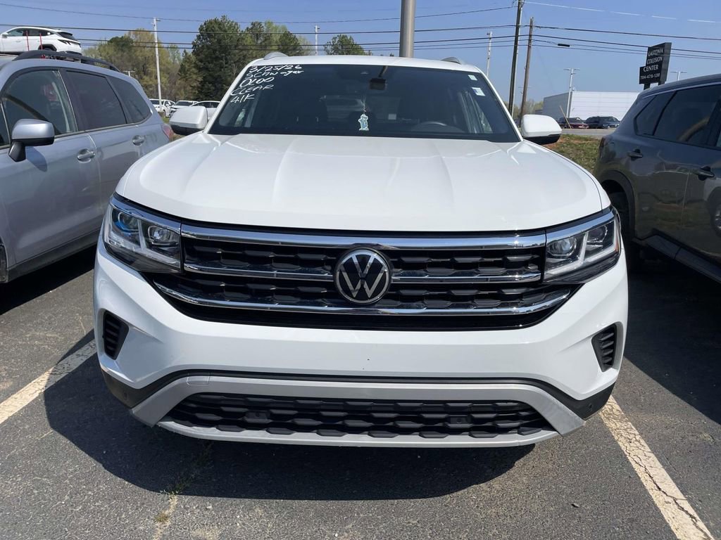 Used 2021 Volkswagen Atlas Cross Sport SEL image 2