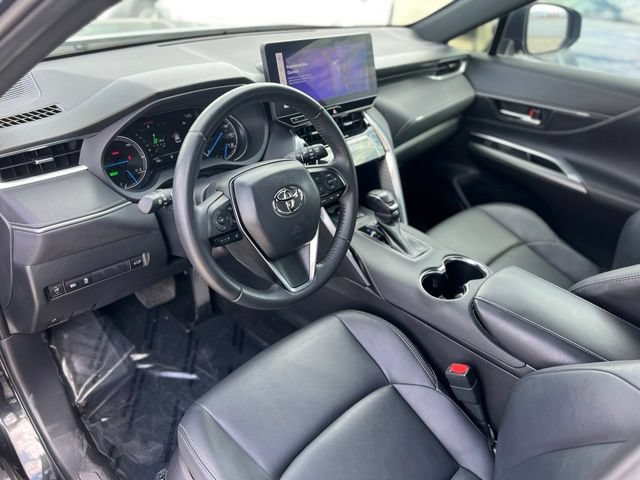 Used 2023 Toyota Venza Nightshade AWD/4WD image 14