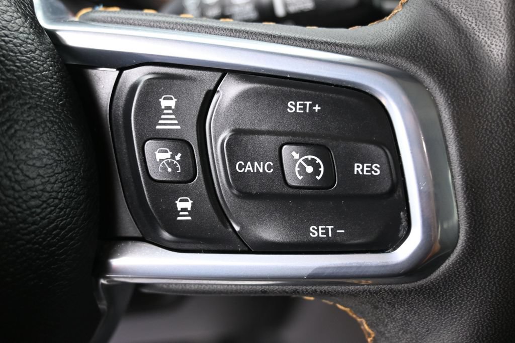Used 2024 Jeep Wrangler Unlimited Sahara AWD/4WD image 20