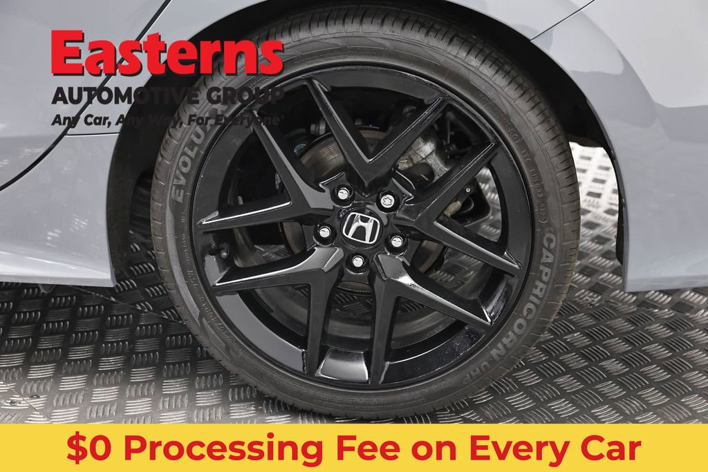 Used 2025 Honda Civic Sport image 32