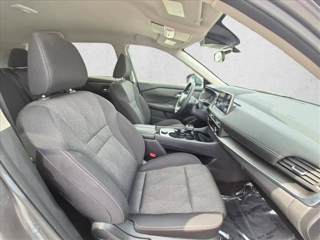 Used 2026 Nissan Rogue SV AWD/4WD image 21