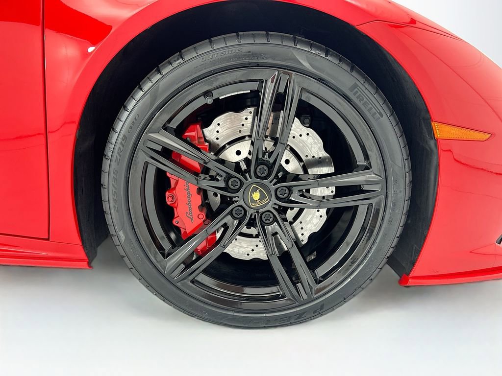 Used 2021 Lamborghini Huracan EVO image 27