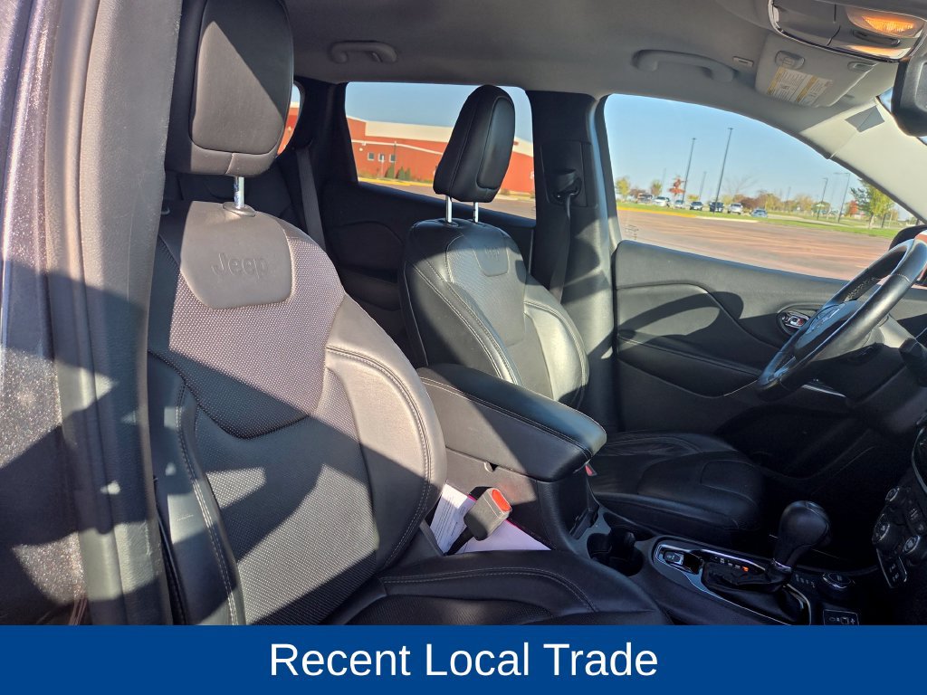 Used 2019 Jeep Cherokee Limited AWD/4WD image 33