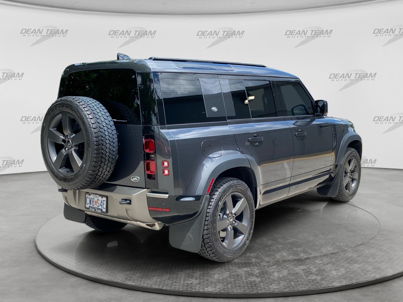 Used 2022 Land Rover Defender 110 X-Dynamic HSE AWD/4WD image 8