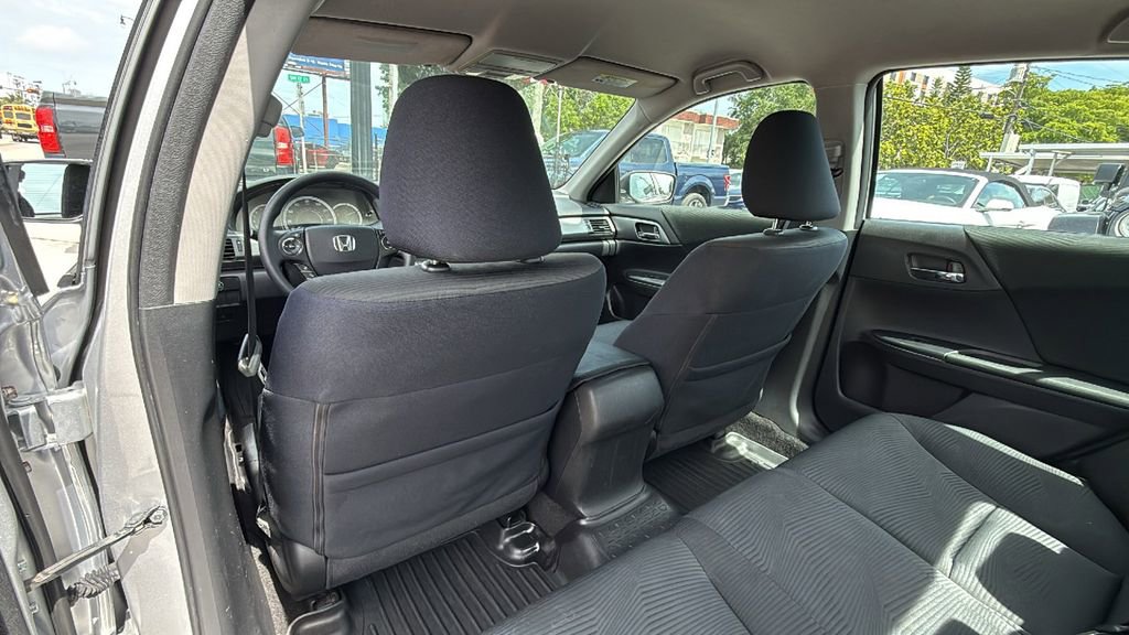 Used 2015 Honda Accord LX image 22