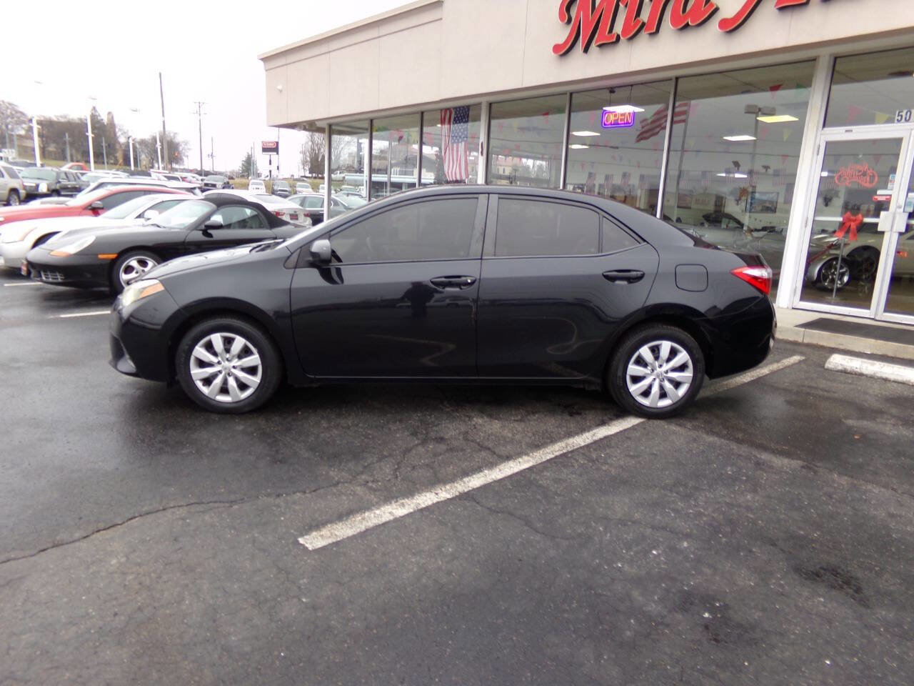 Used 2015 Toyota Corolla LE FWD image 33