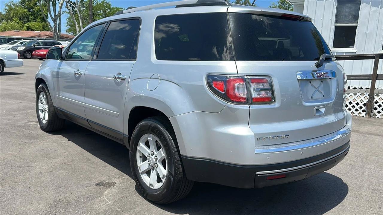 Used 2014 GMC Acadia SLE FWD image 9