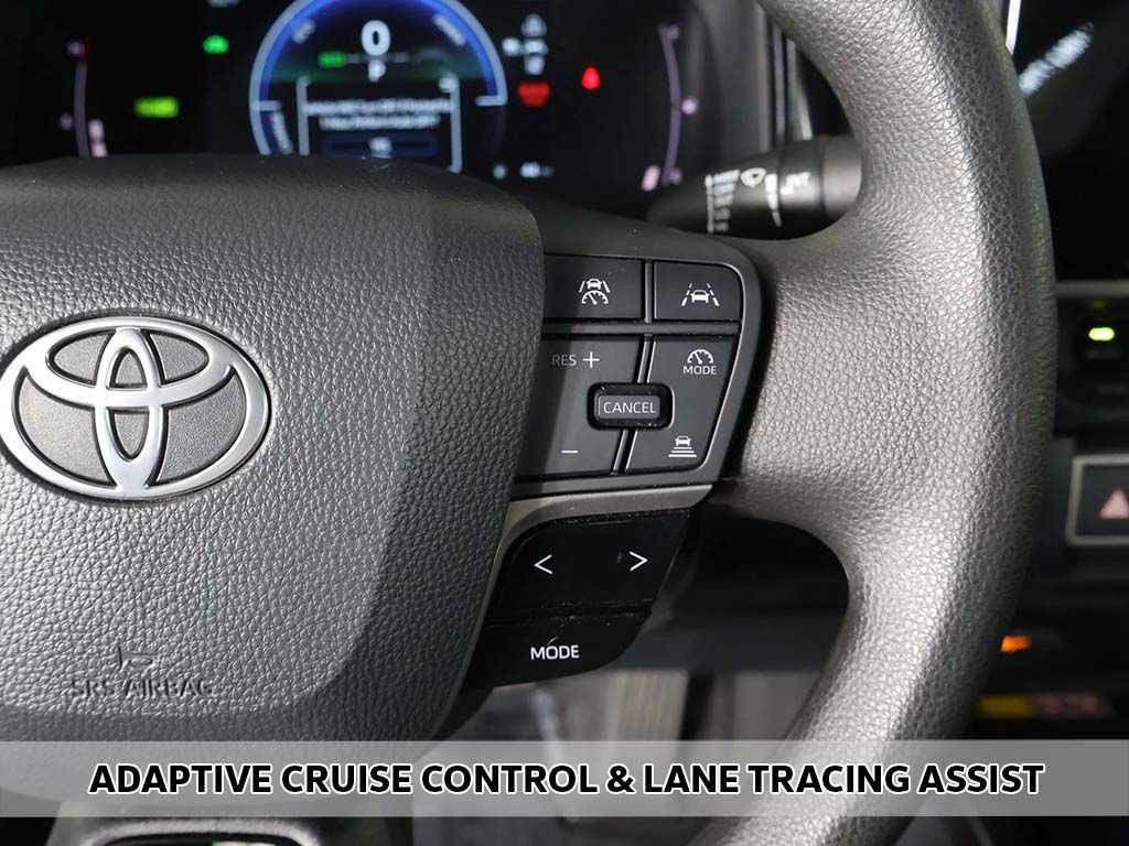 Used 2025 Toyota Camry LE FWD image 3