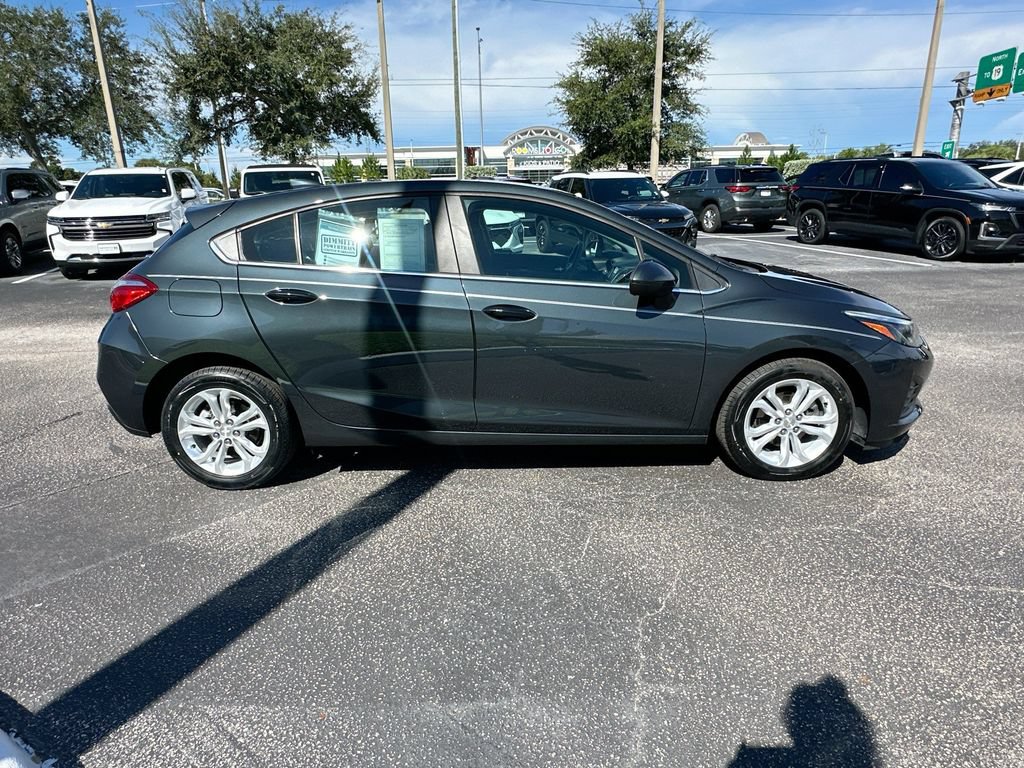 Certified 2019 Chevrolet Cruze LT w/ Convenience Package FWD image 4