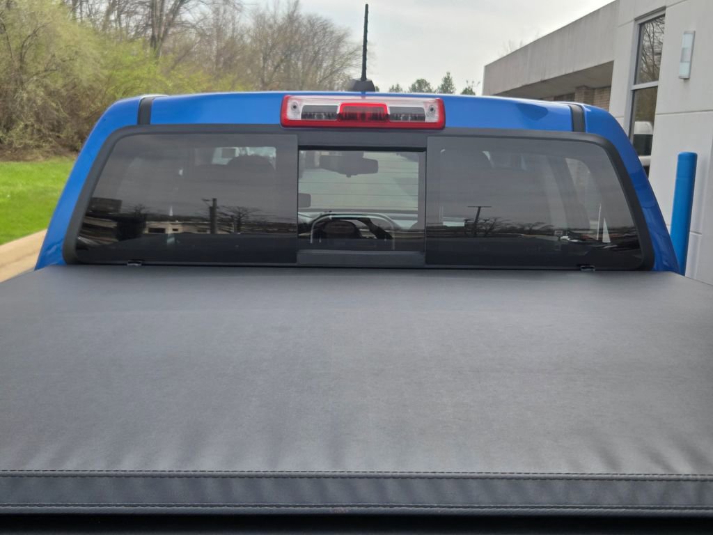 Used 2018 Chevrolet Colorado LT w/ LT Convenience Package image 10