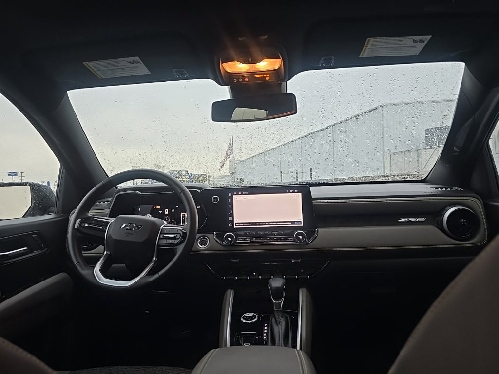 Used 2024 Chevrolet Colorado ZR2 w/ Technology Package image 23