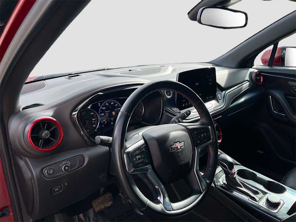 Used 2023 Chevrolet Blazer RS w/ Enhanced Convenience Package image 9