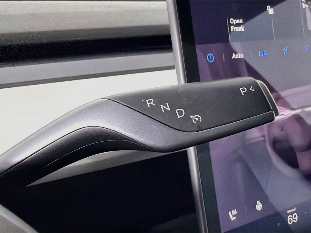 Used 2021 Tesla Model Y Long Range AWD/4WD image 17