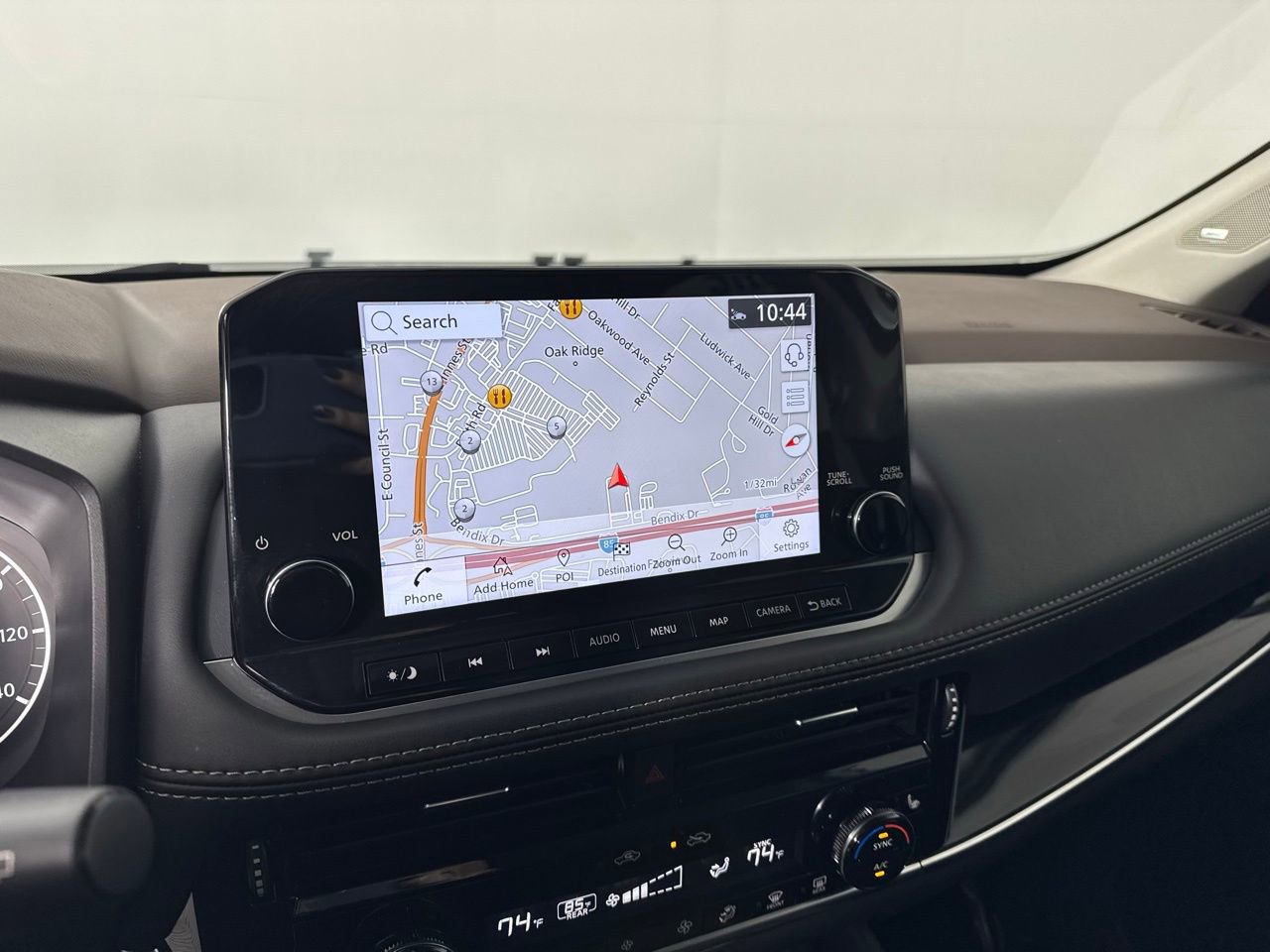 Used 2023 Nissan Rogue SL w/ SL Premium Package image 19