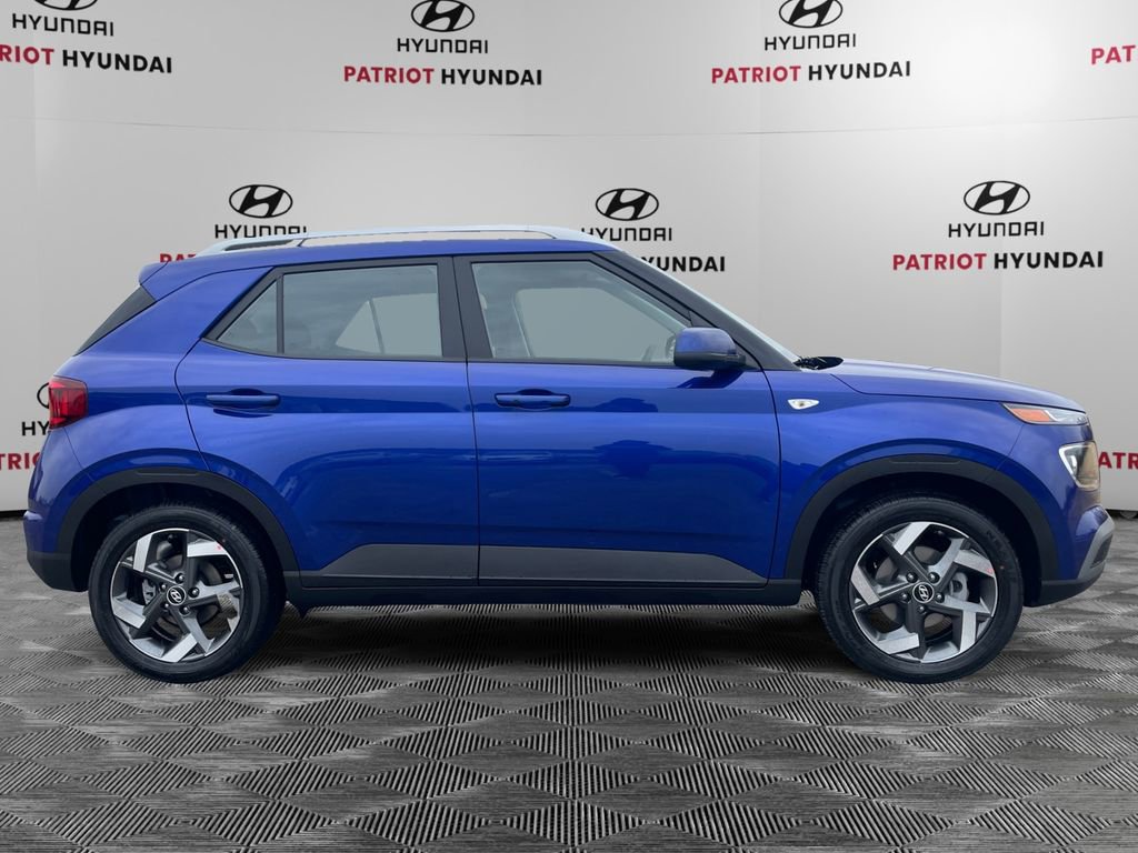 New 2026 Hyundai Venue SEL image 2