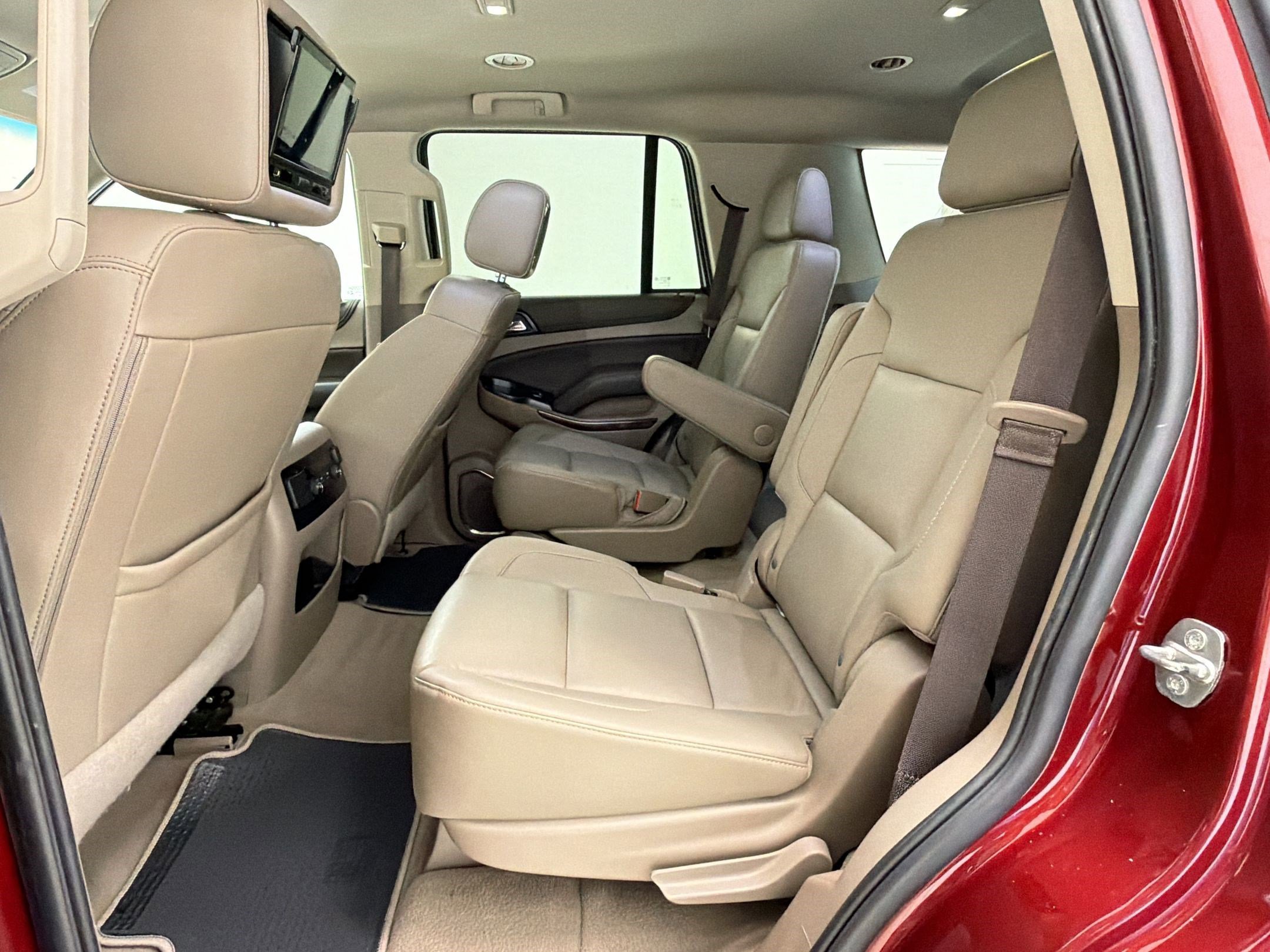 Used 2019 Chevrolet Tahoe LT w/ Max Trailering Package image 15