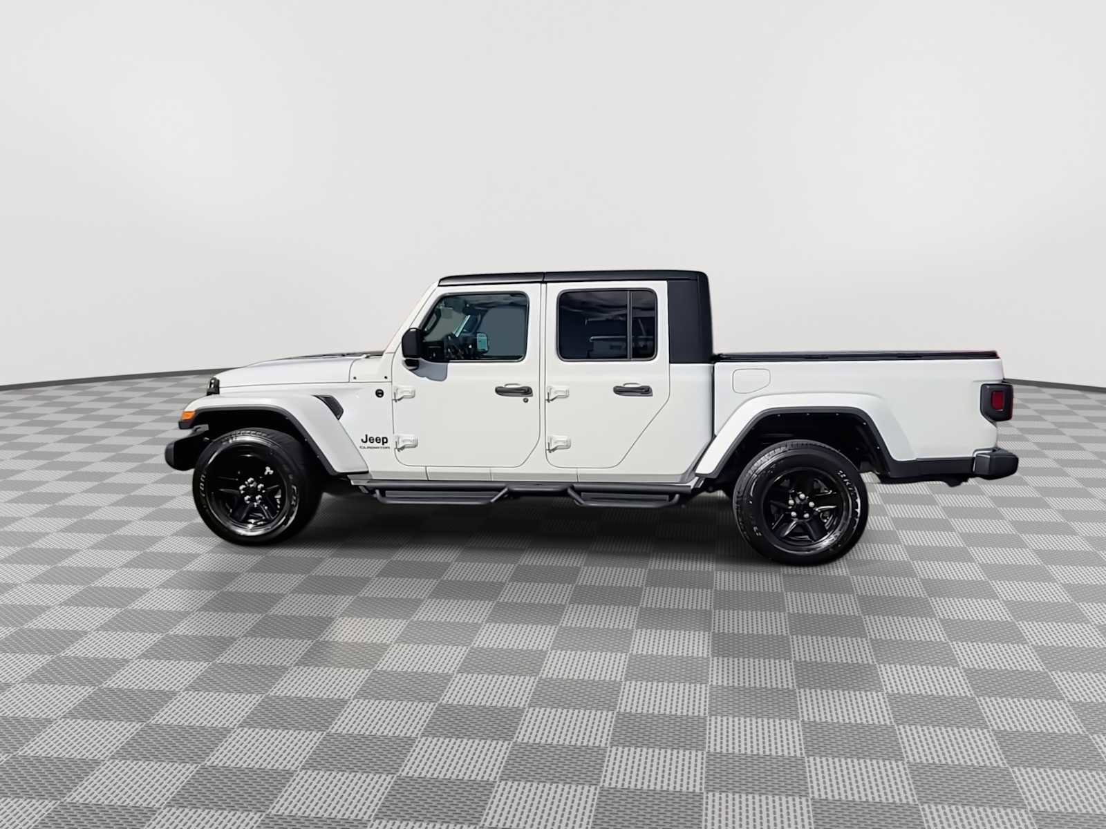 Used 2021 Jeep Gladiator Sport image 5