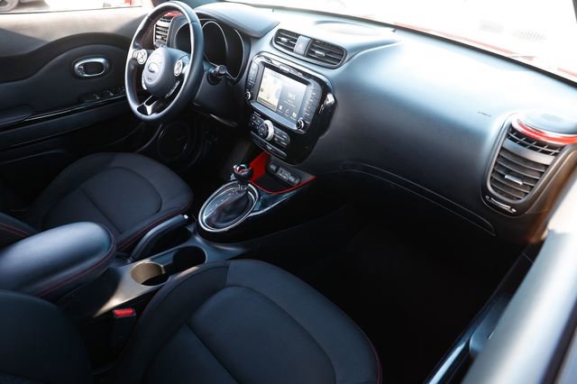 Used 2019 Kia Soul + image 21