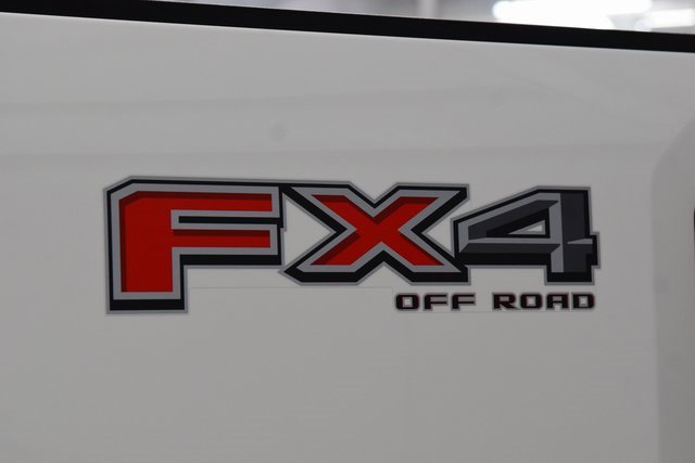 Used 2023 Ford F250 Lariat w/ Sport Appearance Package image 20