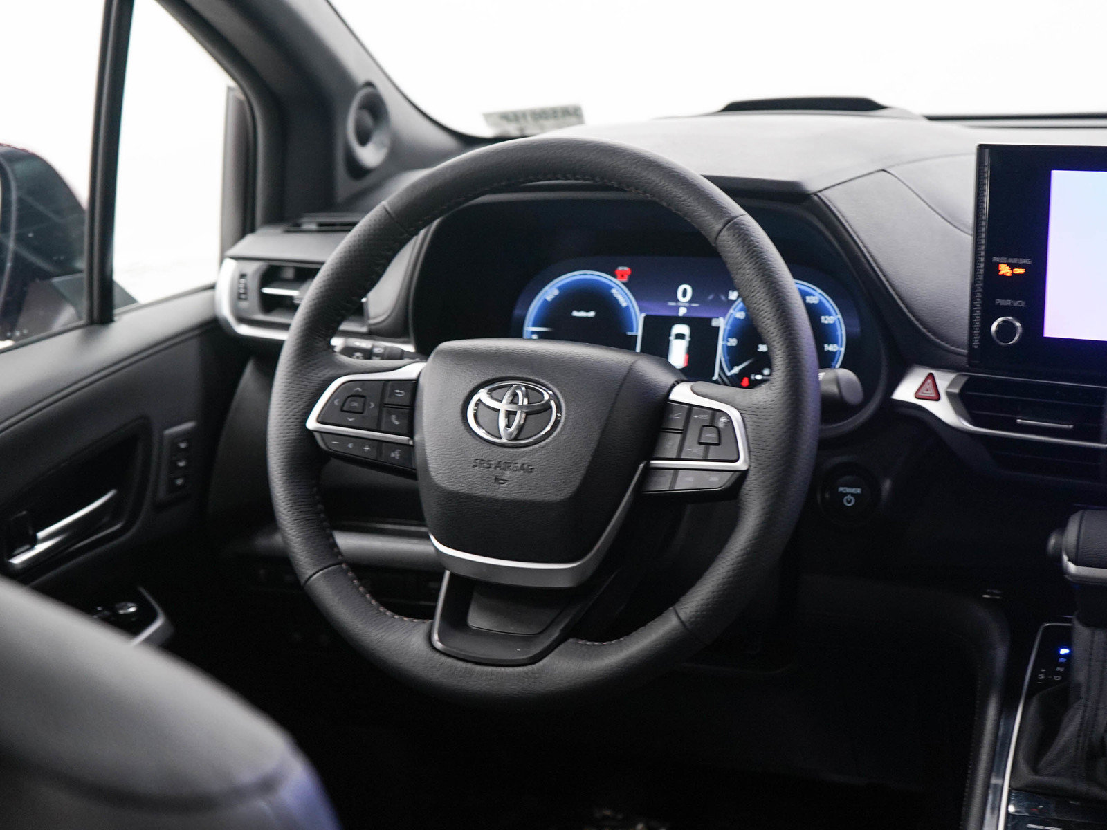 Used 2026 Toyota Sienna Platinum AWD/4WD image 15