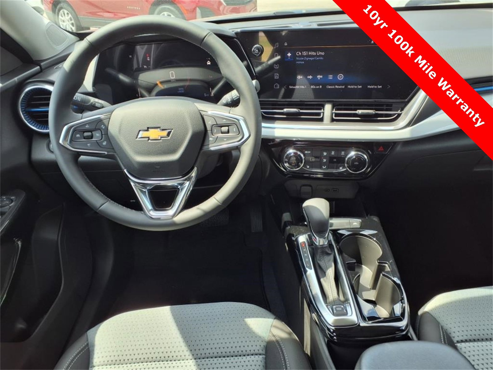 New 2025 Chevrolet Trax LT w/ LT Convenience Package image 13