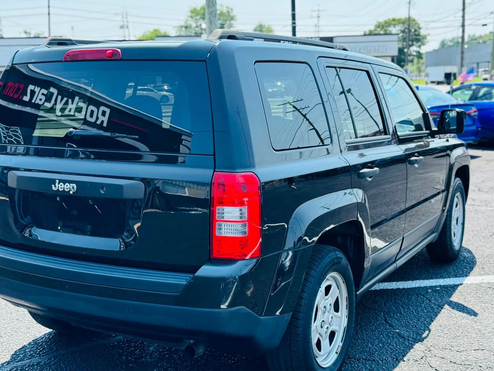 Used 2015 Jeep Patriot Sport FWD image 3