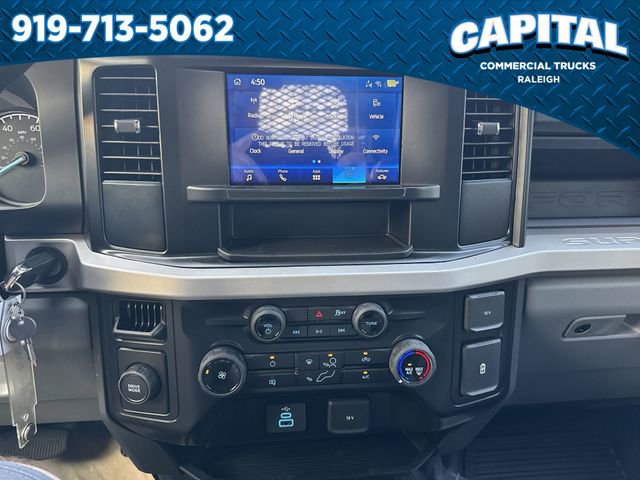 New 2025 Ford F350 XL w/ XL Chrome Package image 25