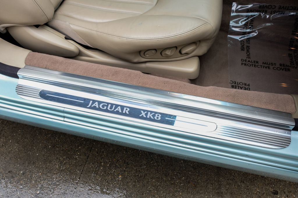 Used 2006 Jaguar XK8 Convertible RWD image 48