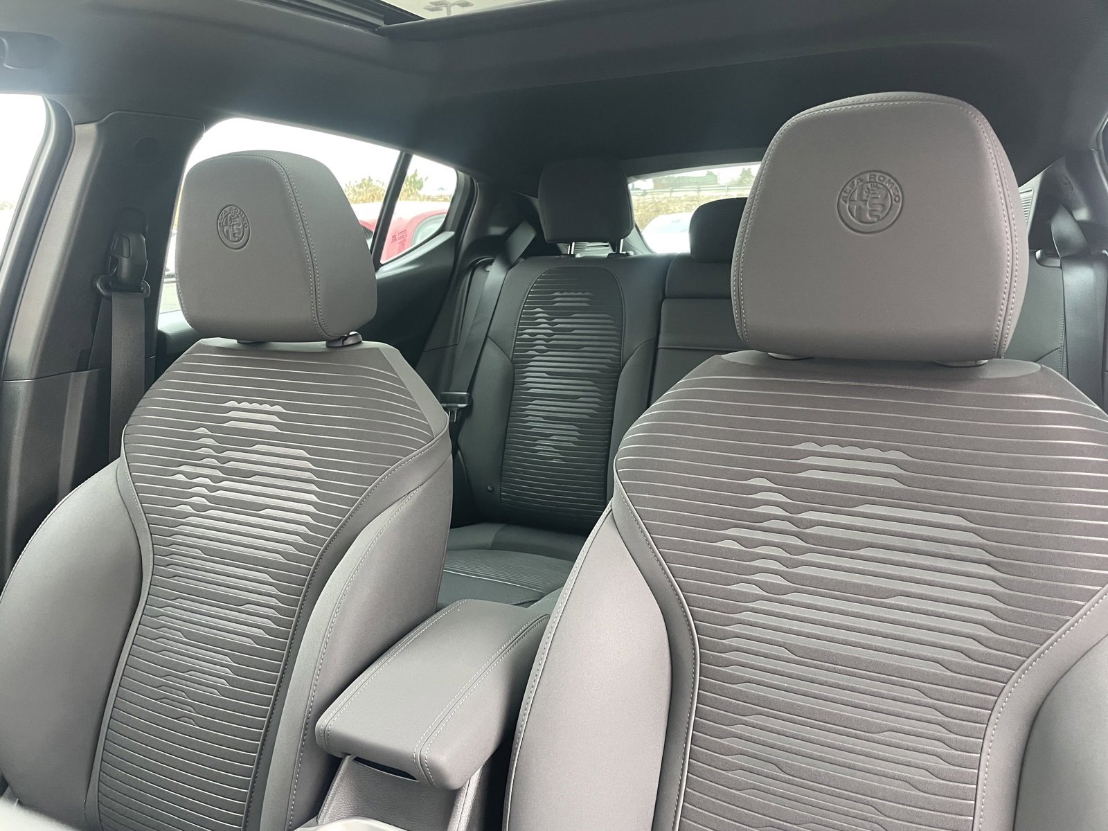 New 2025 Alfa Romeo Tonale image 14