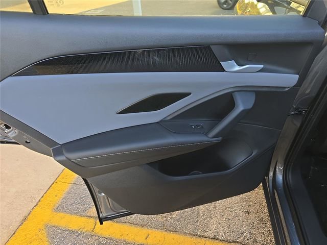 New 2026 Volkswagen Tiguan SE R-Line image 7