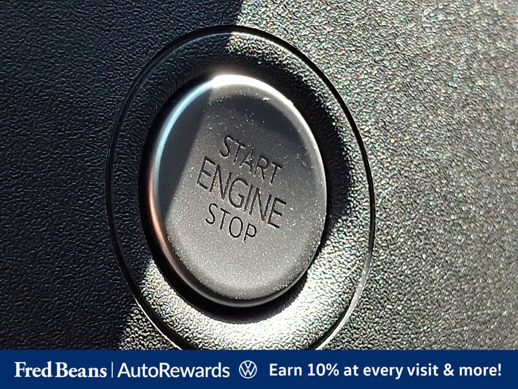 Certified 2024 Volkswagen ID.4 Pro S AWD/4WD image 29