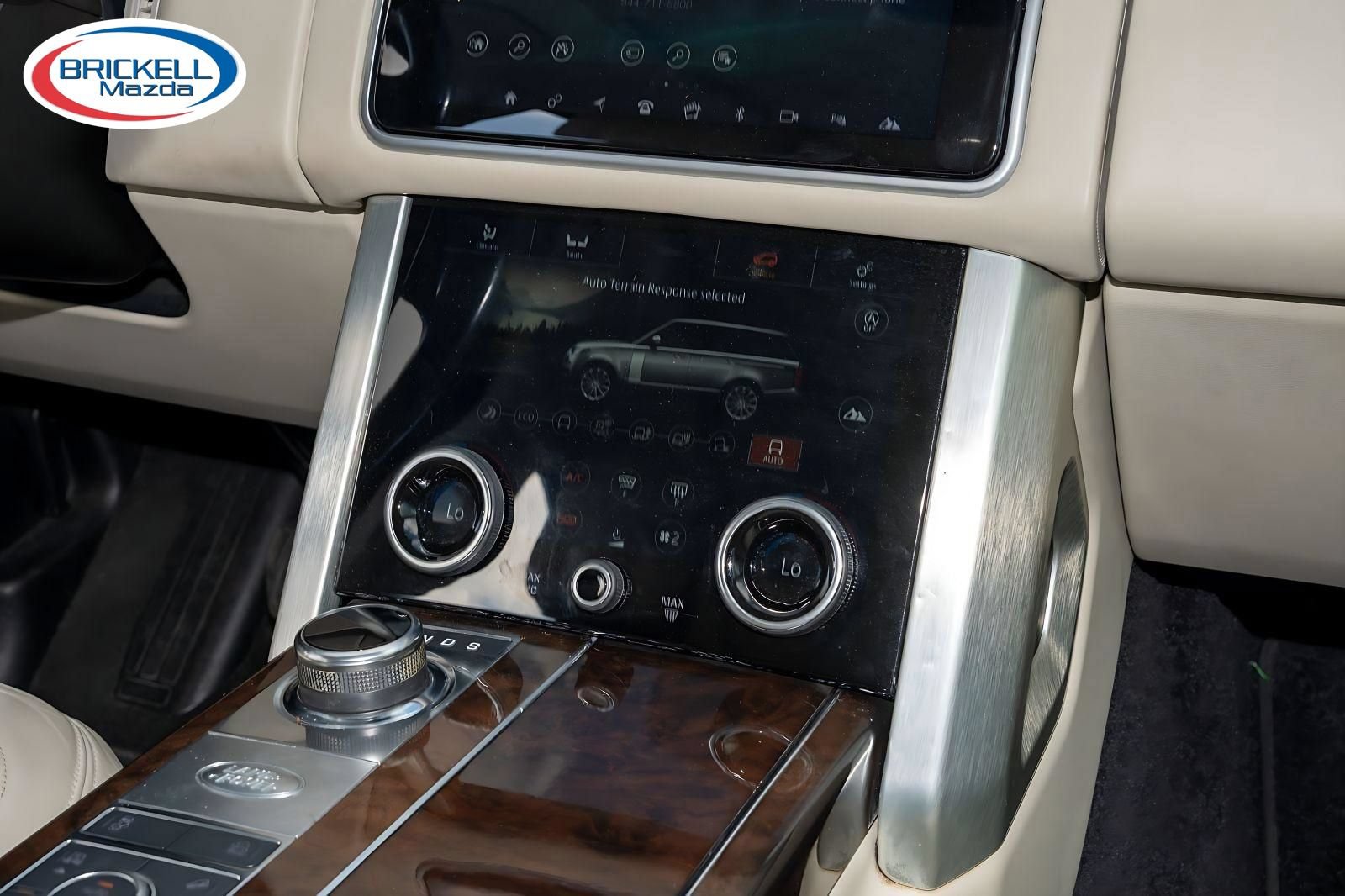 Used 2018 Land Rover Range Rover Supercharged AWD/4WD image 24