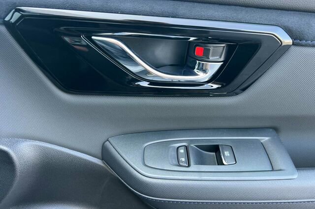 New 2025 Subaru Forester Limited image 21