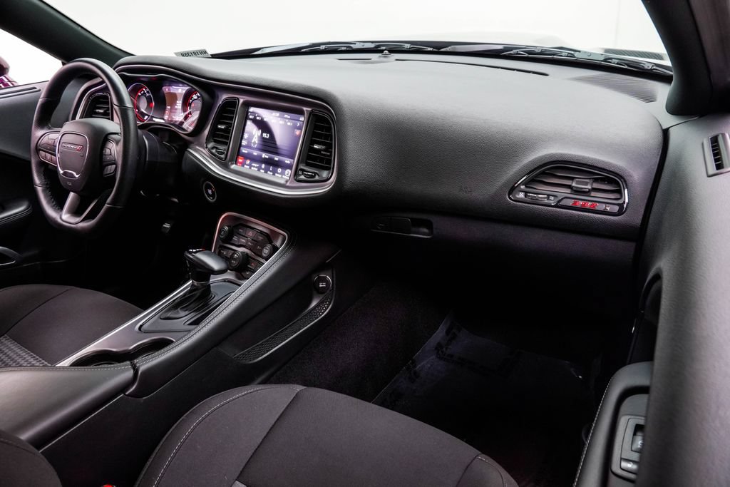 Used 2022 Dodge Challenger R/T Scat Pack RWD image 21