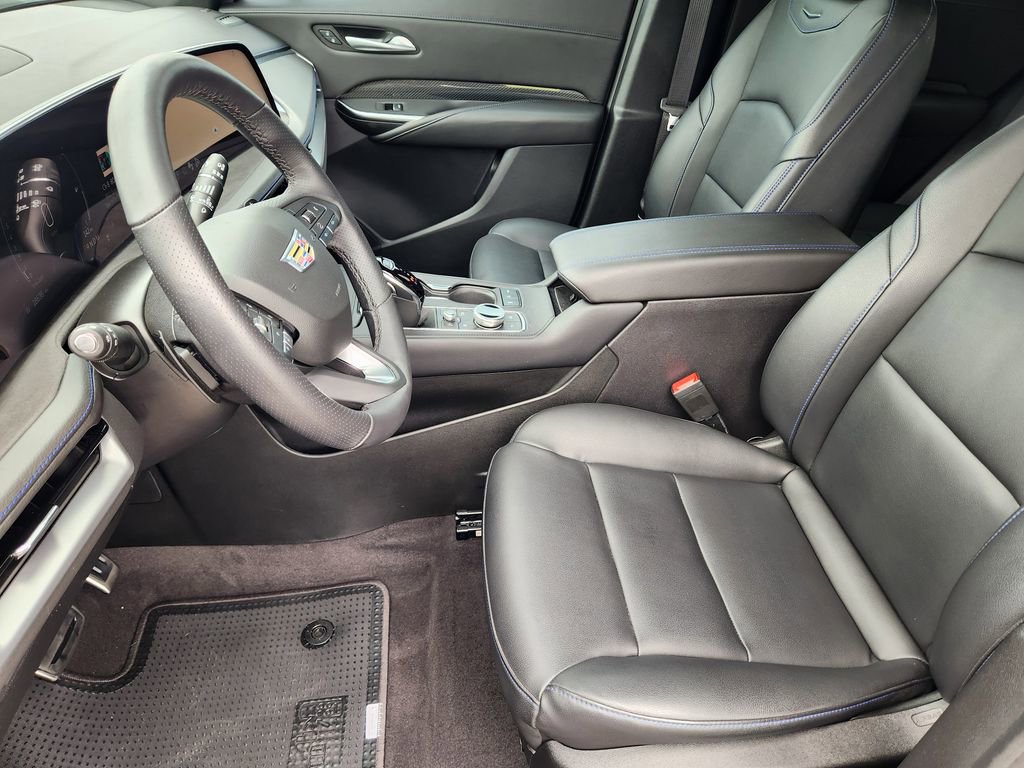 Used 2024 Cadillac XT4 Sport w/ Cold Weather Package FWD image 13