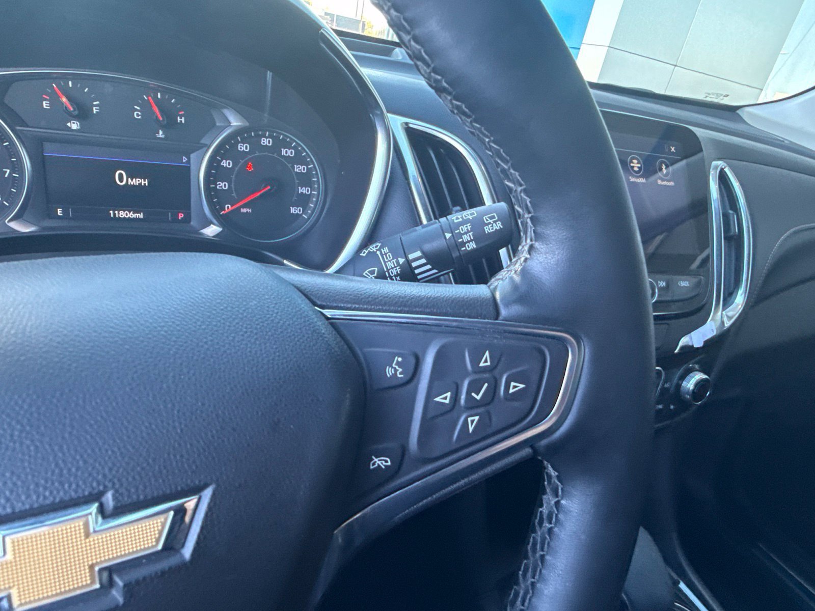 Used 2024 Chevrolet Equinox Premier AWD/4WD image 33