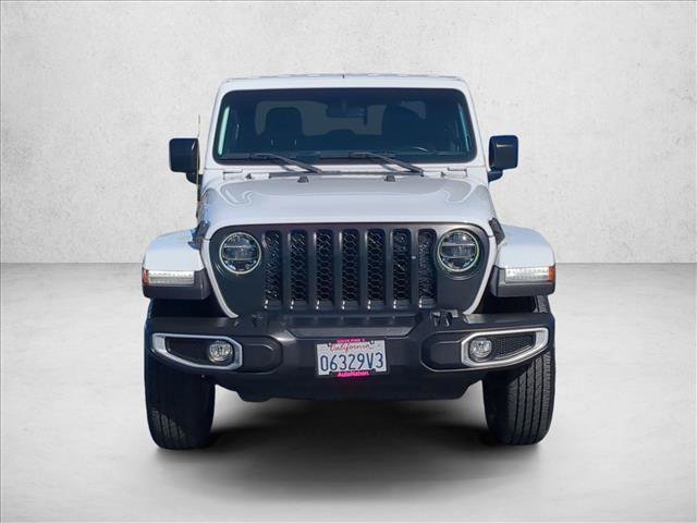 Used 2022 Jeep Gladiator Overland w/ Popular Equipment Package AWD/4WD image 2